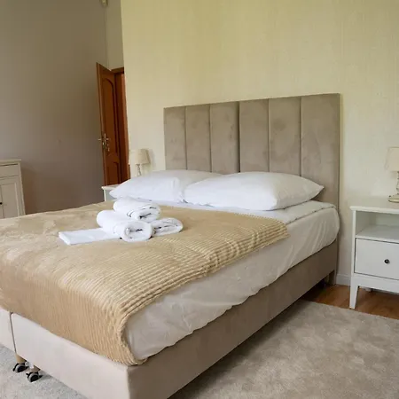 Hotel Pałac Ostoja - Gościnne