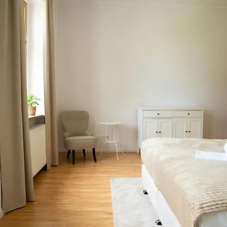 Pałac Ostoja - Gościnne Przecław