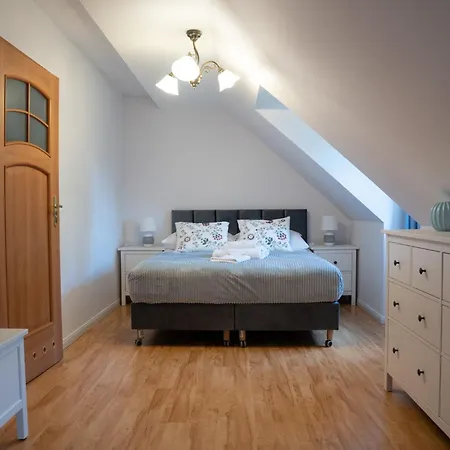 Hotel Pałac Ostoja - Gościnne Przecław