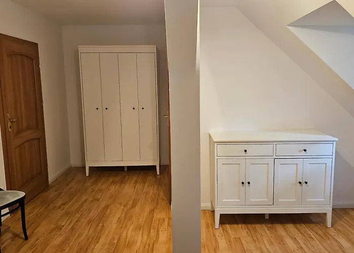 Palac Ostoja - Goscinne Hotel Przecław