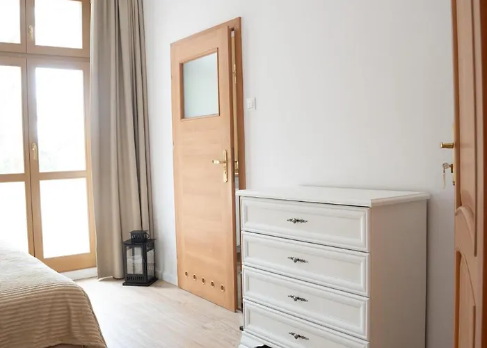 Palac Ostoja - Goscinne