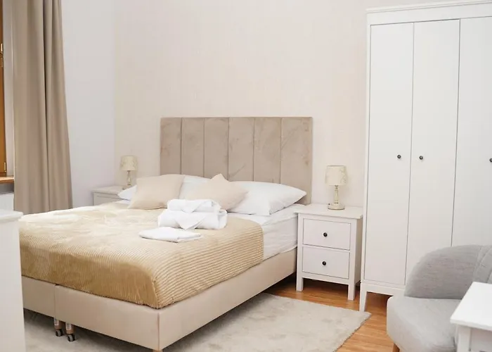 Palac Ostoja - Goscinne Hotel