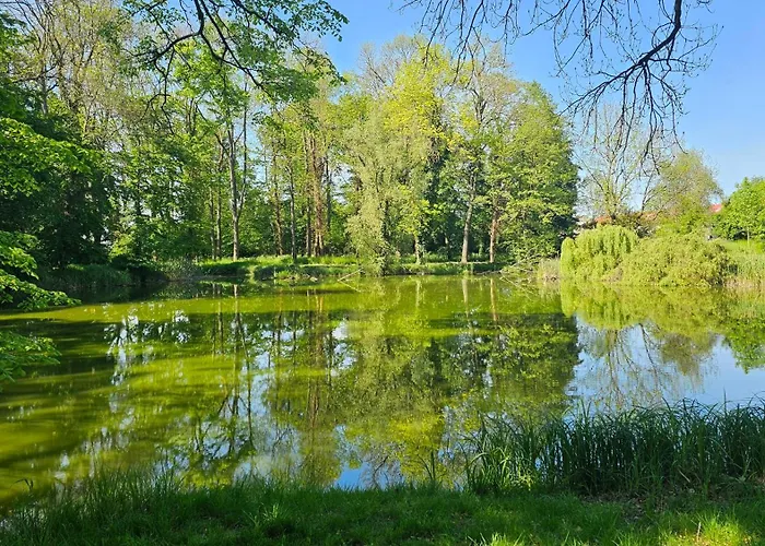 Palac Ostoja - Goscinne Hotel *