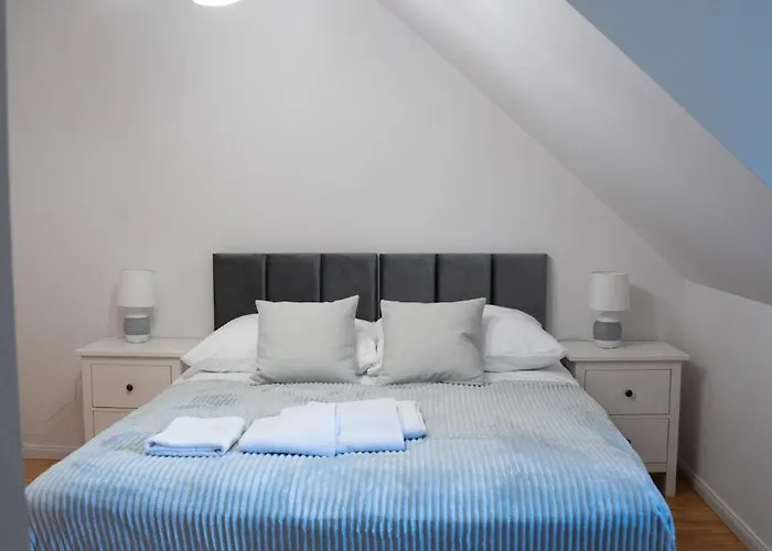 Palac Ostoja - Goscinne